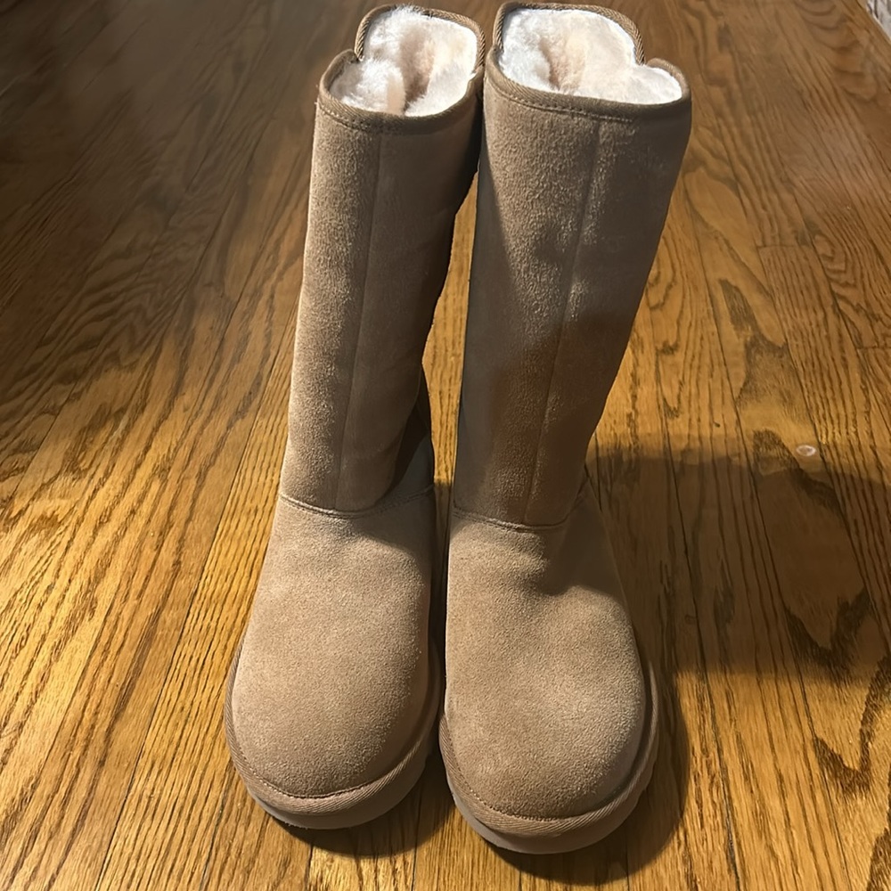 Brand New UGG Boots Size 5